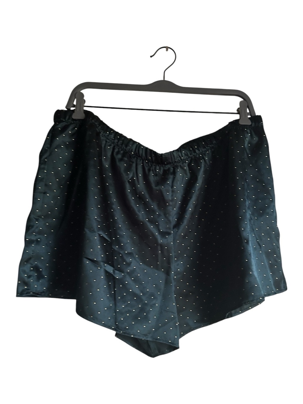 4/$20 Lilac & London Size XXL Size XXL Green Satin Polka Dot Lounge Shorts